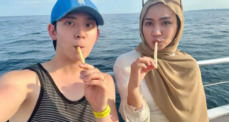 10 Potret Xaviera Putri Liburan Bareng Sahabat di Hong Kong, Seru dan Menggoda!