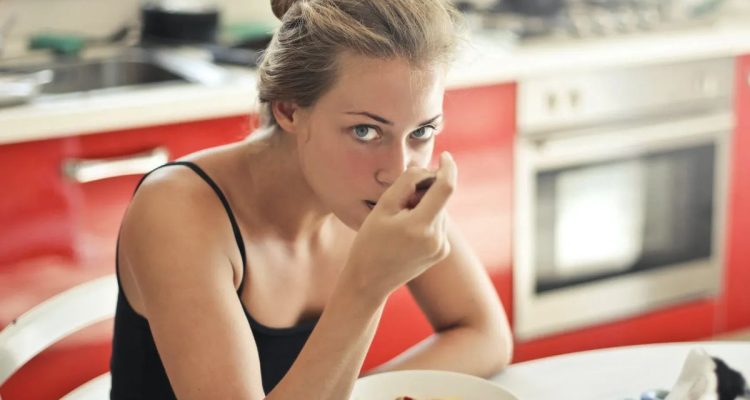 3 Fakta Mengejutkan tentang Rumah Tangga Yulia Baltschun yang Kini Jadi Sorotan