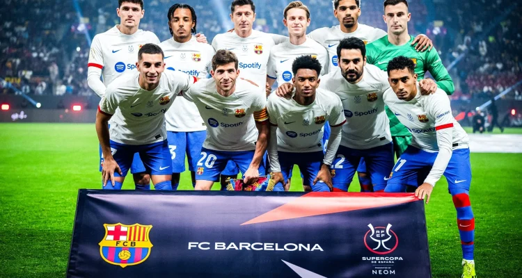 5 Bek Alternatif Barcelona Jika Gagal Datangkan Bastoni: Pilihan Strategis Musim Panas 2026