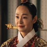 Akting Gong Seung Yeon di Perfect Crown Mencengangkan: Dari Ibu Suri hingga Villain Berkarisma