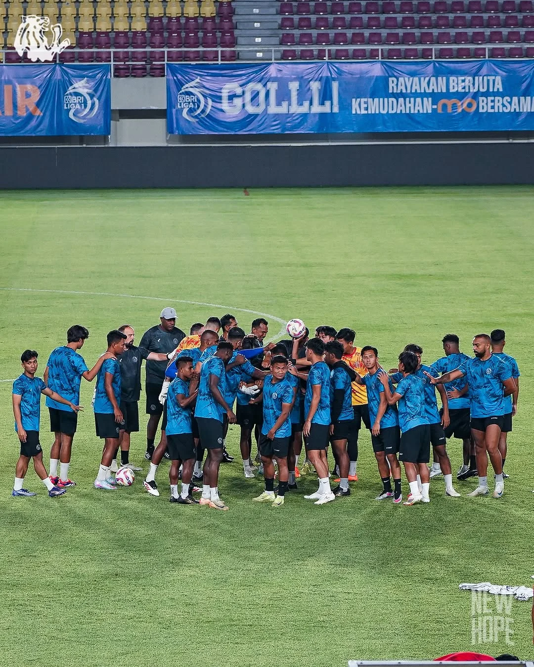 Arema FC Raih Tiga Poin Penting, Tundukkan Persis Solo 2-0 dan Selamatkan Posisi 10 Besar