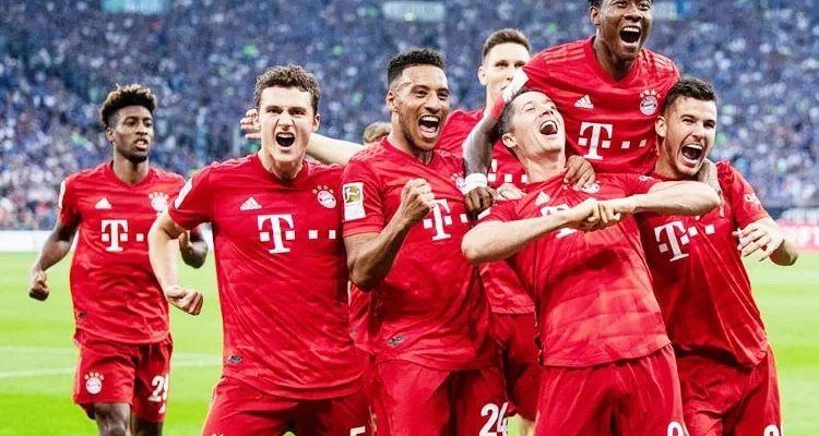 Bayern Munchen Tancap Gelar Juara Bundesliga 2025/2026 dengan Rekor 109 Gol