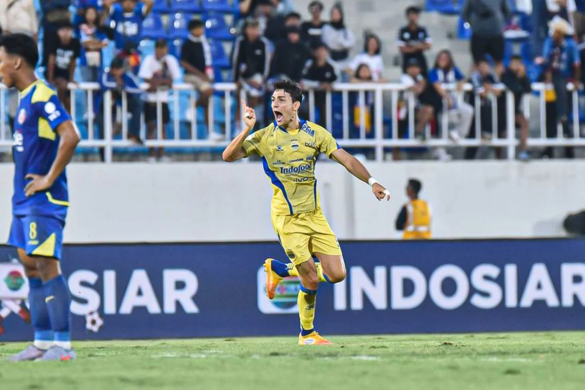 Bojan Hodak Pujian Hangat untuk Lucas Frigeri Usai Persib Tahan Imbang Arema FC