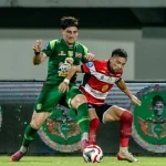 Bonek Pusing! Persebaya Surabaya Kalah 2-1 dari Madura United, Sorotan Pada Penyelamatan Diky Indriyana