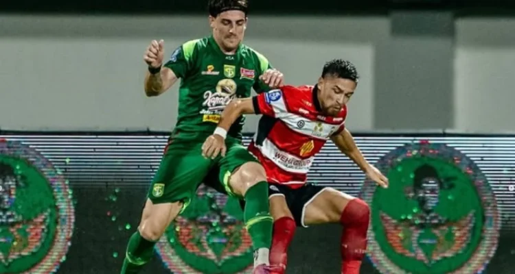 Bonek Pusing! Persebaya Surabaya Kalah 2-1 dari Madura United, Sorotan Pada Penyelamatan Diky Indriyana