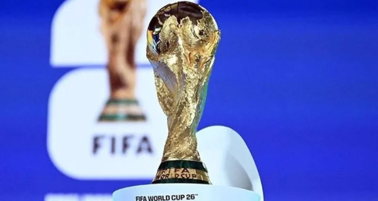 Cedera Lutut Xavi Simons Mengancam Piala Dunia 2026, Fans dan Pelatih Terlibat Kontroversi