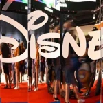 Disney Hadapi Transformasi Besar: PHK Massal, Kenaikan Harga Tiket, dan Fokus Streaming di Era Baru