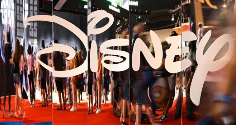 Disney Hadapi Transformasi Besar: PHK Massal, Kenaikan Harga Tiket, dan Fokus Streaming di Era Baru