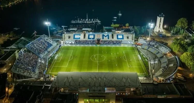 Drama 3-4 di Stadio Giuseppe Sinigaglia: Como Tunjukkan Kebangkitan, Fabregas Bangga Meski Kalah