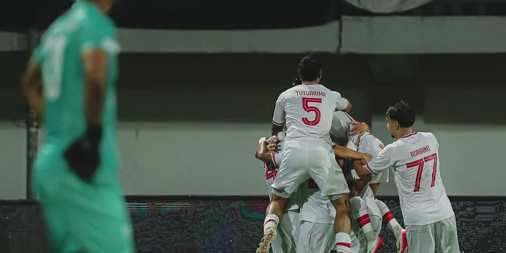 Drama Di BRI Super League: Arema FC Tundukkan Persis Solo 2-0, Sementara Premier League Bergolak di Etihad