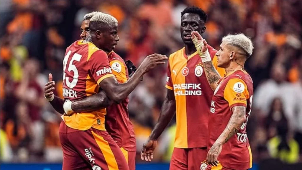Drama Galatasaray: Osimhen Terluka, Transfer Arokodare Menanti, dan Spekulasi Midfielder Inter di Musim Panas