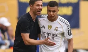 Efek Domino Pemecatan Liam Rosenior di Chelsea: Liverpool Terancam Gagal Rekrut Xabi Alonso