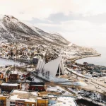 Eksplorasi Tromsø vs Destinasi Arktik Lain: Pilihan Utama Wisata Berkelanjutan 2027