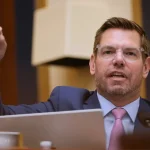 Eric Swalwell Gagal Jadi Gubernur California: Skandal Seksual Menghentikan Karier Politiknya