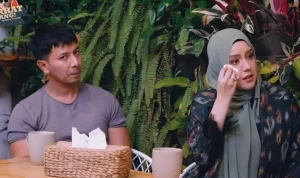 Fairuz A. Rafiq Sambut Rumor Cerai dengan Bijak, Sebut Isu Jadi Penggugur Dosa