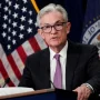 Fed Tahan Suku Bunga, Powell Soroti Ancaman Politik dan Pergeseran Kebijakan ke Netral di FOMC