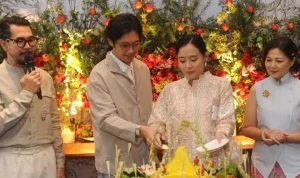 Ferry Salim Rayakan Ulang Bulan Kedua Arya dengan Kehangatan Keluarga Besar