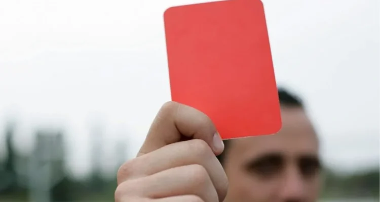 FIFA Perkenalkan Aturan Kartu Merah Baru di Piala Dunia 2026, Penutup Mulut Kini Dilarang Keras