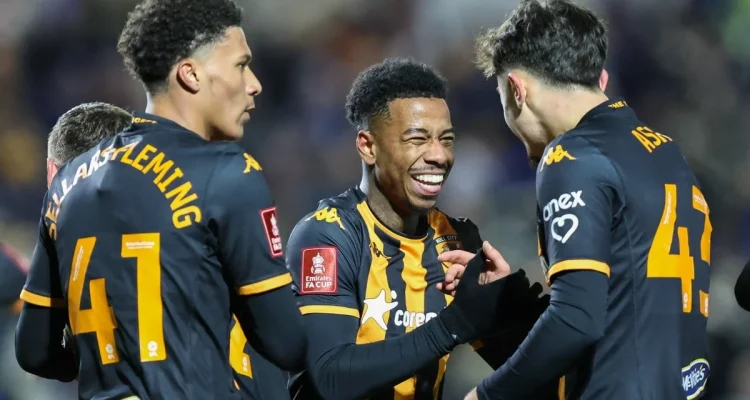 Hull City vs Birmingham Imbang 1-1, Tekanan Play‑off Semakin Menanjak