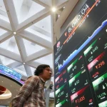 IHSG Lesu di Sesi I, BBCA Catat Crossing Jumbo Rp 678,51 Miliar Dua Hari Berturut-turut