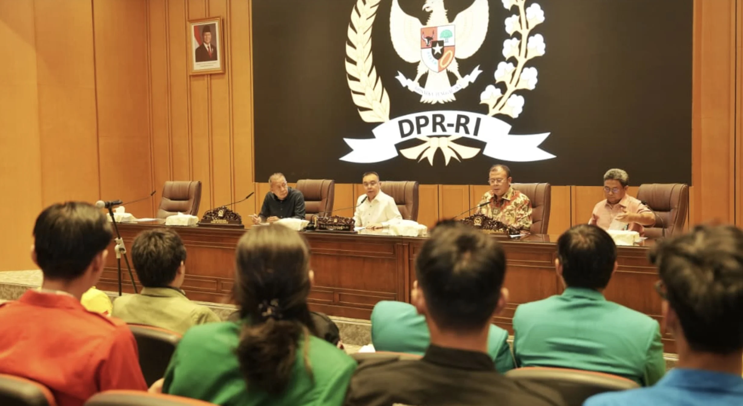 Kapolda Riau Minta Maaf, Janji Evaluasi Menyeluruh Pasca Ricuh Panipahan