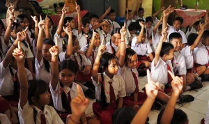 Kemensos Gerakkan "Sekolah Rakyat" untuk Jaring 29 Anak Jalanan di Jakarta