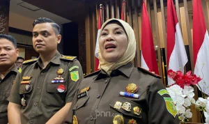 Khofifah Ungkap KPK Bikin Grup WA, Tiga Kepala Daerah Jatim Ditangkap Operasi Tangkap Tangan
