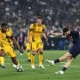 Khvicha Kvaratskhelia Bawa PSG ke Puncak Semifinal Champions League, Rumor Arsenal Tak Menggerus Komitmen