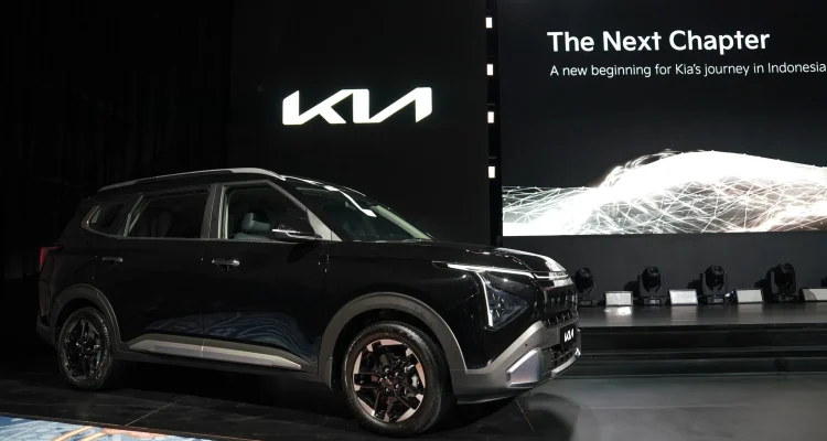 Kia Carens baru: Benarkah Mobil Keluarga Ideal di Tengah Kebijakan Pajak dan Persaingan EV?