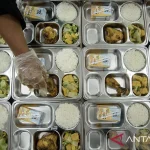 Klarifikasi BGN: Pengadaan Laptop, Alat Makan, dan Kaos Kaki Jauh Lebih Kecil dari Klaim Publik