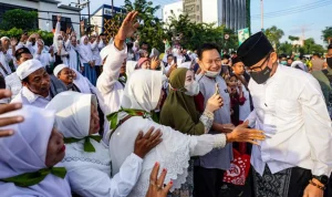 Kontroversi Zeda Salim Lepas Hijab: Salat Istikharah, Ekonomi, dan Amukan Netizen