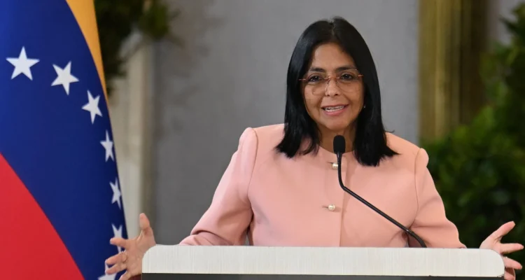 Krisis Energi dan Diplomasi: Delcy Rodríguez Guncang Karibia dengan Venezuela oil Investment