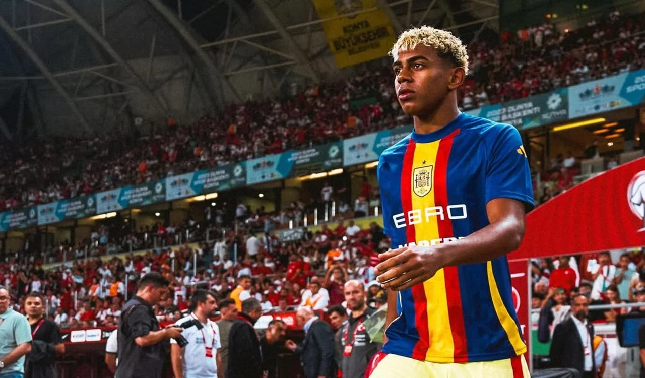 Lamine Yamal Terancam Absen di Piala Dunia 2026: Cedera Hamstring dan Risiko Paksa Pulih Cepat