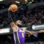 LeBron Bawa Lakers Menang Dramatis 107-98 atas Rockets di Game 1 Playoff