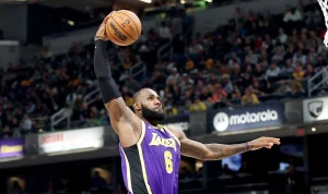 LeBron Bawa Lakers Menang Dramatis 107-98 atas Rockets di Game 1 Playoff