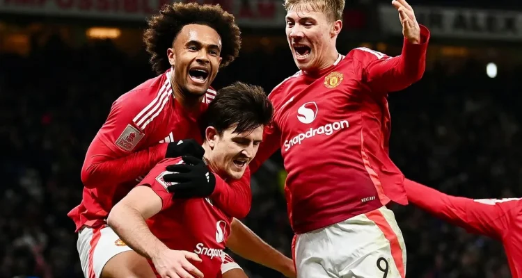 Leeds United Menang Dramatis 2-0 atas Manchester United di Old Trafford, Okafor Jadi Bintang