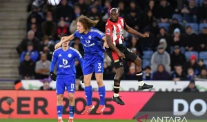 Leicester City Terpuruk: Kegagalan Rekrutmen, Krisis Relegasi, dan Insiden di Luar Lapangan