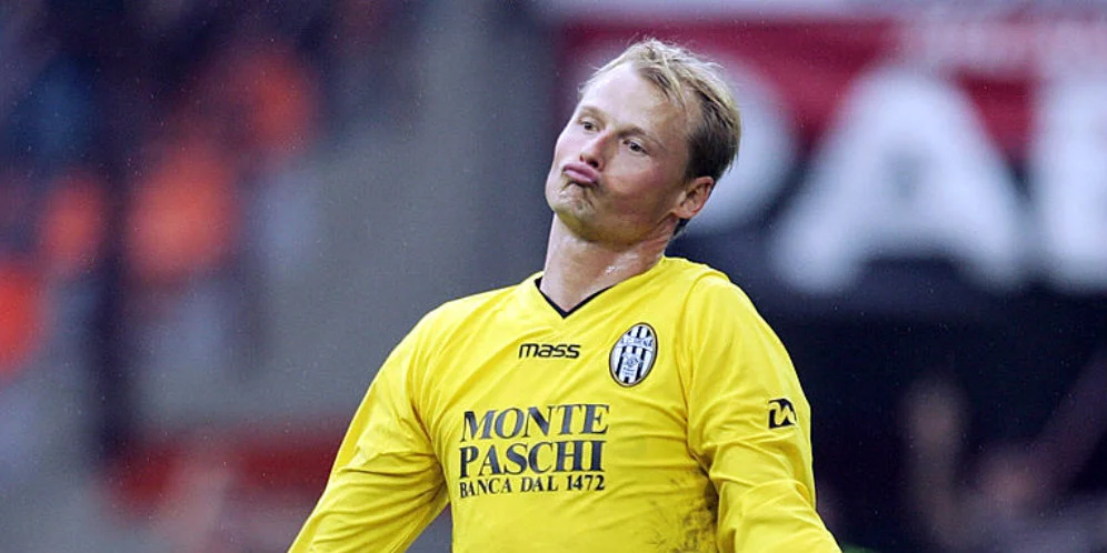 Mantan Penjaga Gawang Arsenal dan Juventus, Alex Manninger, Tewas dalam Kecelakaan Kereta di Salzburg