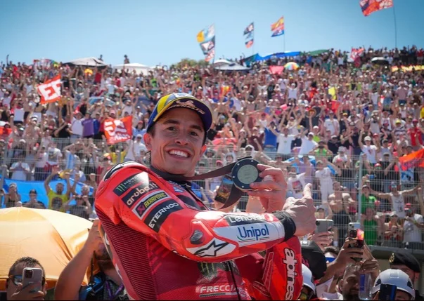 Marc Marquez Kembali Dominasi di Jerez: Dari Sprint yang Kontroversial hingga Pole Position di Balapan Utama MotoGP Spanyol 2026