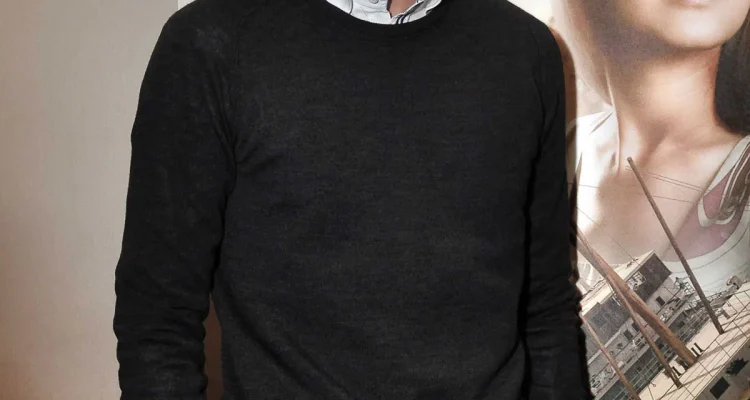 Mengenal Lebih Dekat Herjunot Ali: Aktor Ikonik di Balik Peran Alif yang Memukau