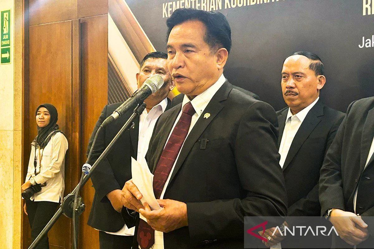 Menko Yusril Desak Polri Harmonisasi KUHP dan KUHAP demi Penegakan Hukum Humanis