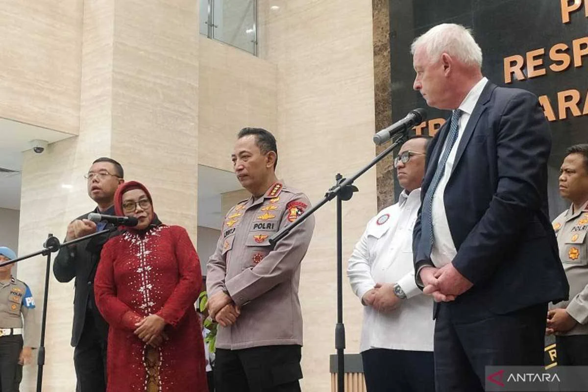 Menteri HAM Natalius Pigai Tegaskan Laporan Polisi terhadap Feri Amsari Tak Perlu Dilakukan