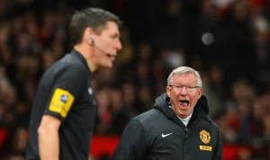 Michael Carrick Dihujani Kritik: Pergantian Terlambat dan Tuntutan Hairdryer Ferguson Mengguncang Manchester United