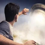 Misteri UFO di Malam Hari: Mengapa Banyak Penampakan Ditemui Saat Warga Keluar Merokok?