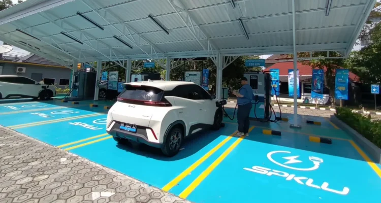 Mobil Listrik Terjangkau Dorong Lonjakan Pembelian Mobil Bekas di AS, Konsumen Beralih ke Pilihan Murah