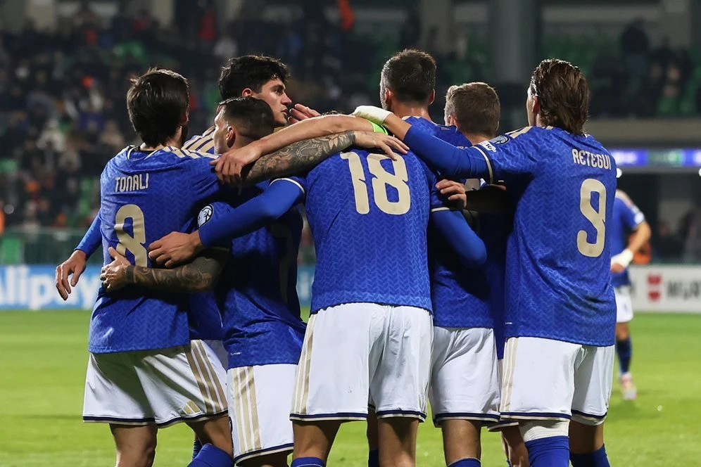 Parma dalam Sorotan: Pengunduran Diri Dewan Sekolah, Kontroversi Sepak Bola Italia, dan Pencarian Pelaku Tabrak Lari