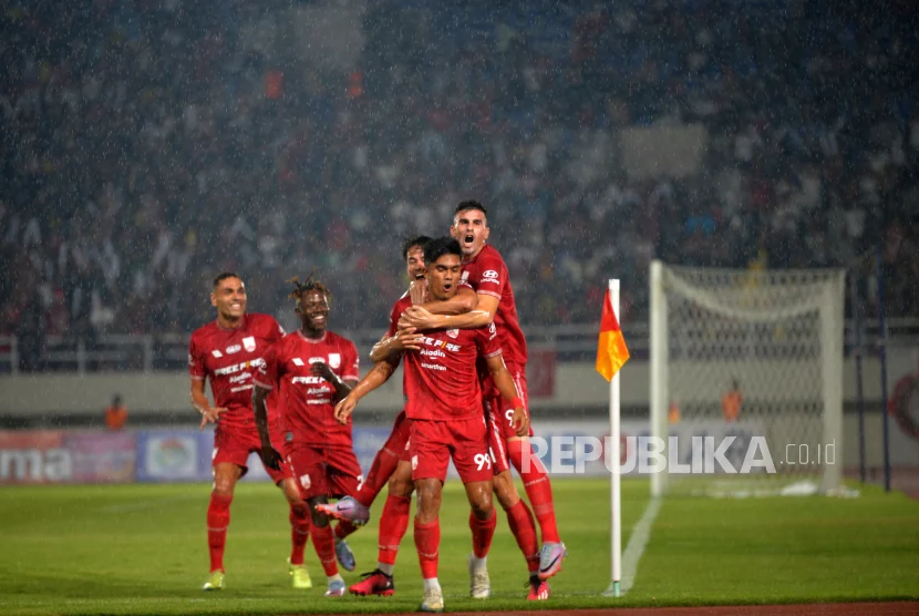 Paulo Ricardo Bikin Gempar: Gol Penentu Persija Raih 4-0 atas Persis Solo di GBK
