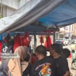 Pemilik Warung Mie Babi di Sukoharjo Tolak Tutup Usaha Meski Dihadapkan Aksi Tutup Jalan dan Spanduk