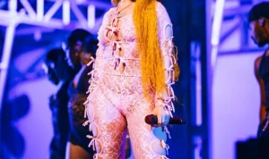 Penampilan Memukau SZA di Coachella 2026: Dari Bikini Berani hingga Kolaborasi Tak Terduga