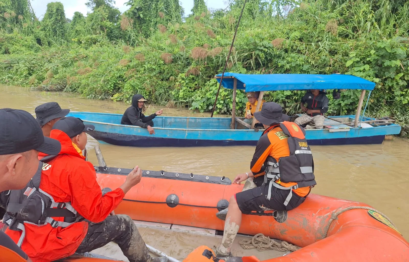 Pencarian Doli Berlanjut: Tim SAR Pakai Peralatan Anti Serangan Buaya di Sungai Nyireh